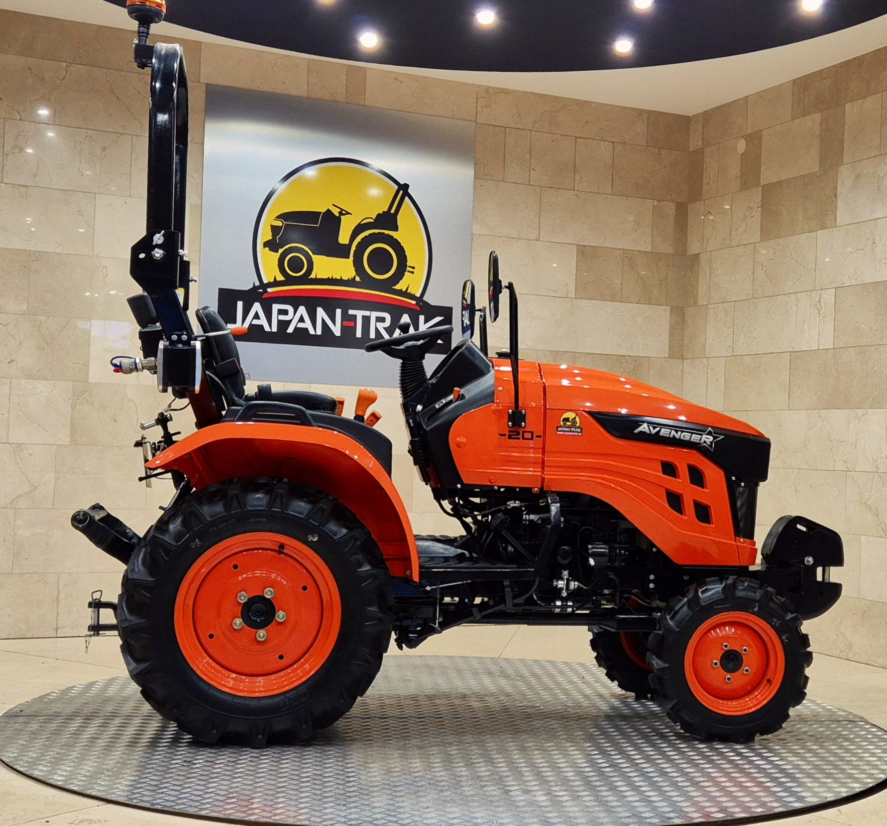 AVENGER 20 - zdjęcie 3